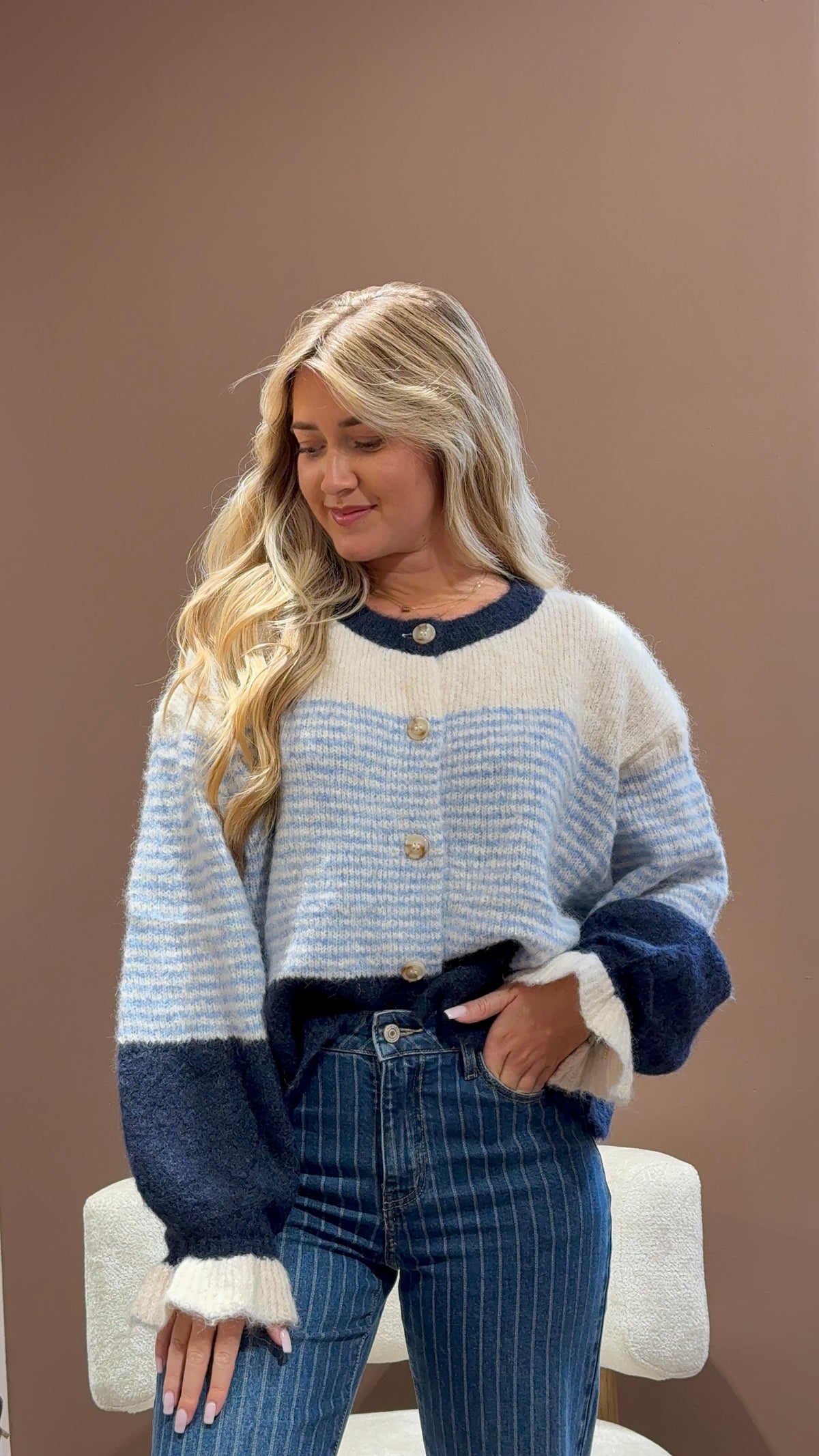 Pull bleu