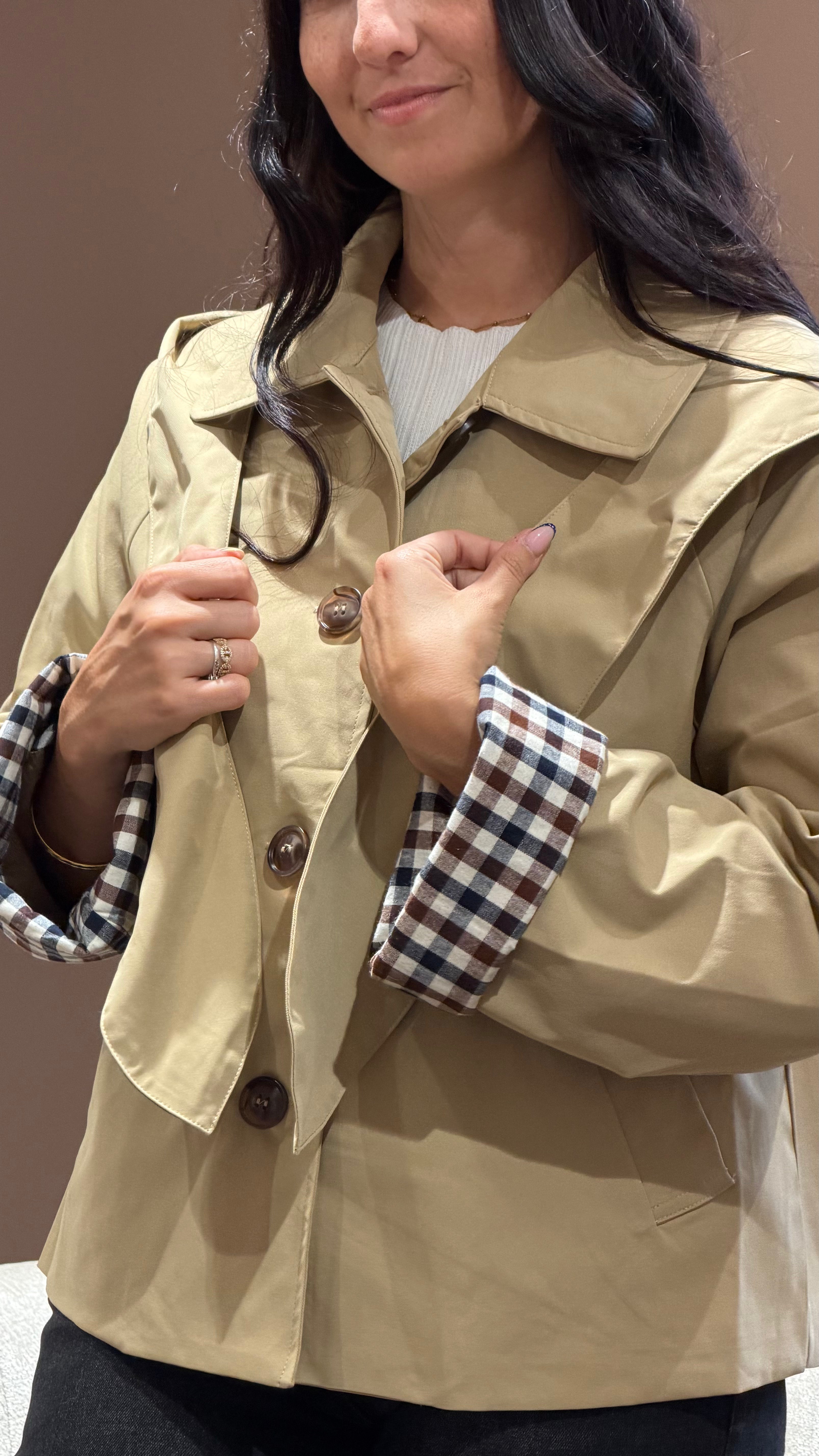 Trench beige capuche